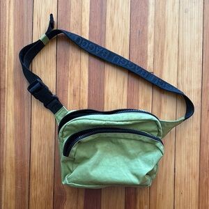 Green baggu Belt Bag Fanny pack